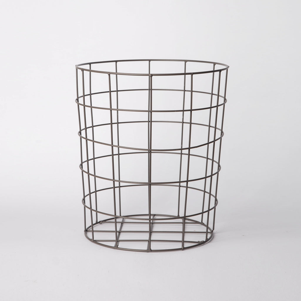 318 - Iron Basket