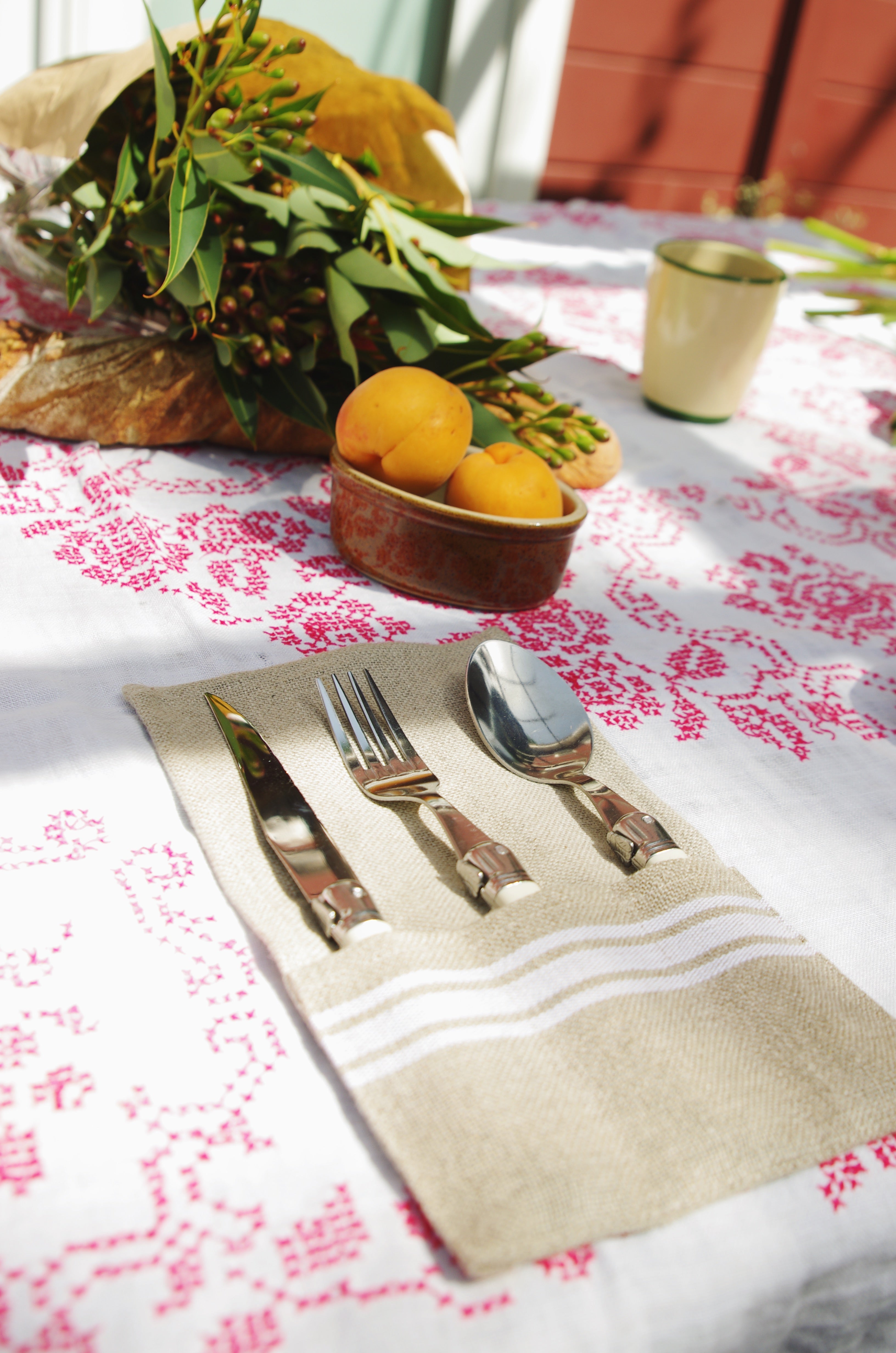 Thieffry Belgian Linen Utensil Holder, White