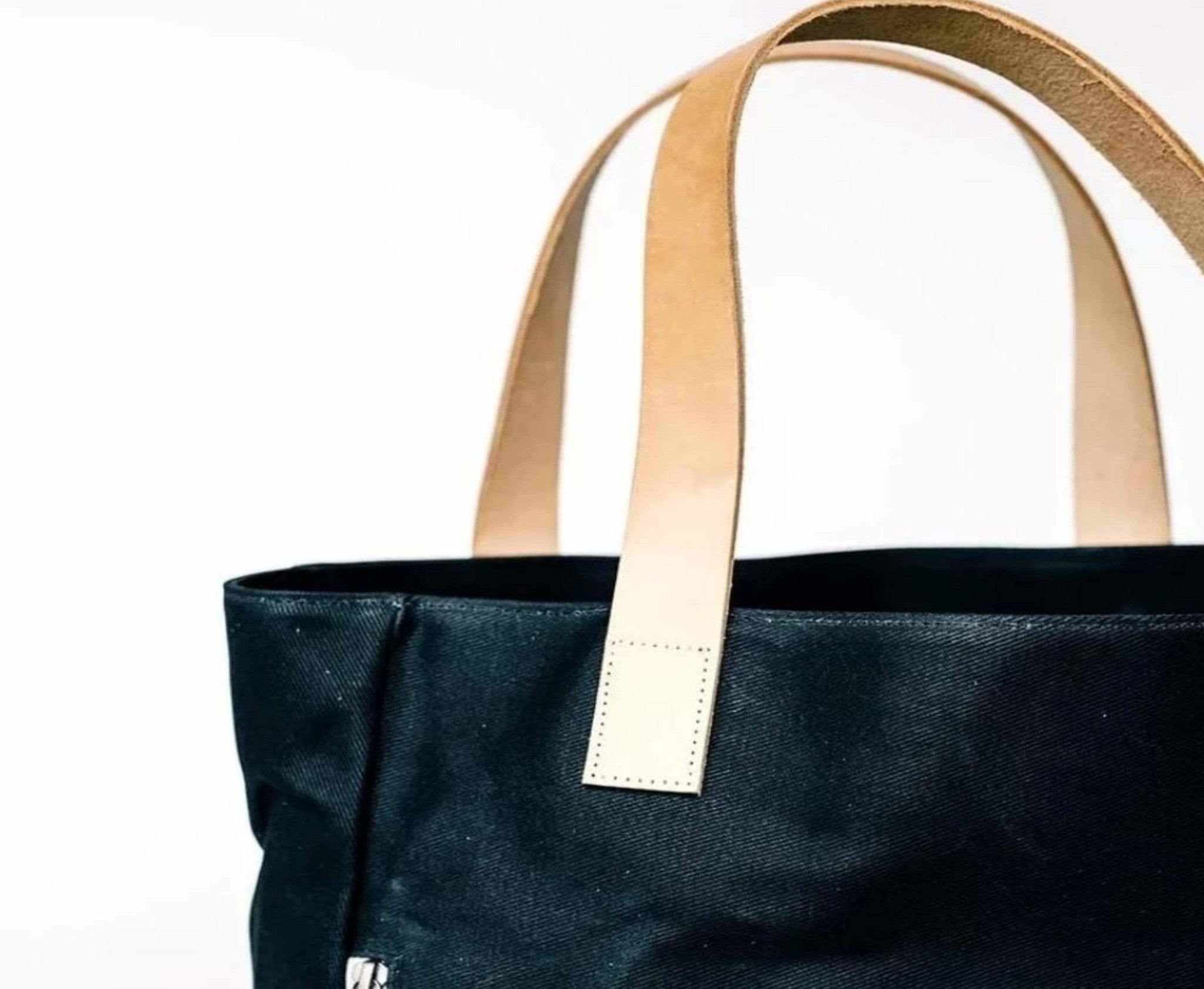 Black Wax Canvas Everyday Bag - The Classic