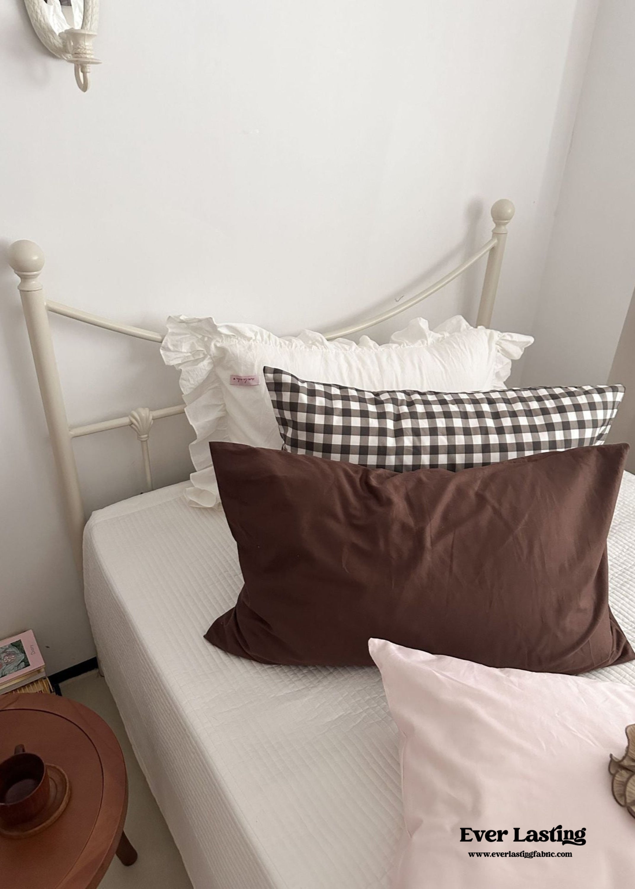 Ella Pure Cotton Pillowcases / Gingham