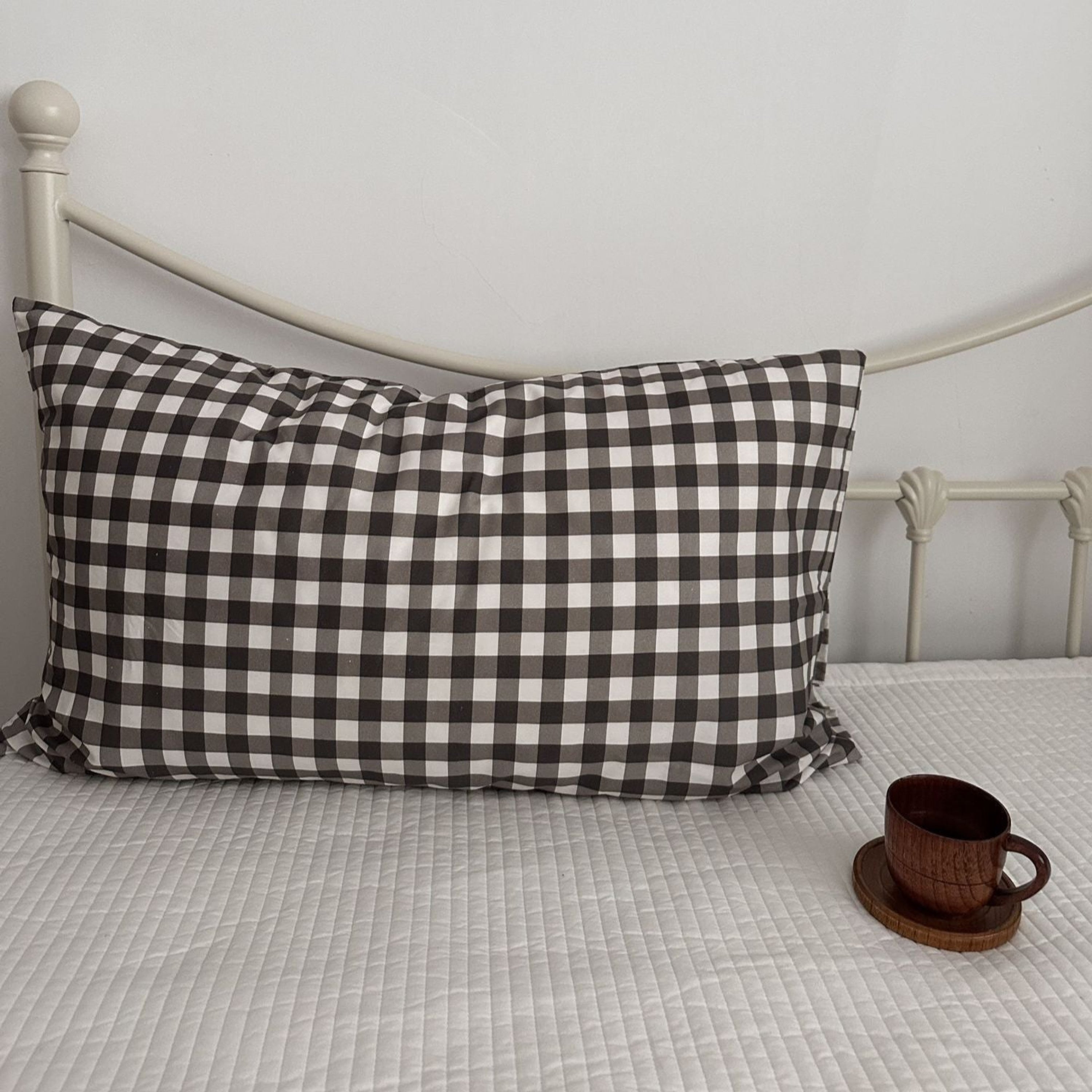 Ella Pure Cotton Pillowcases / Gingham